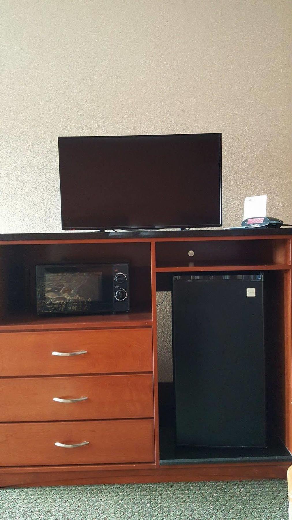 Budgetel Inn And Suites Hearne Extérieur photo