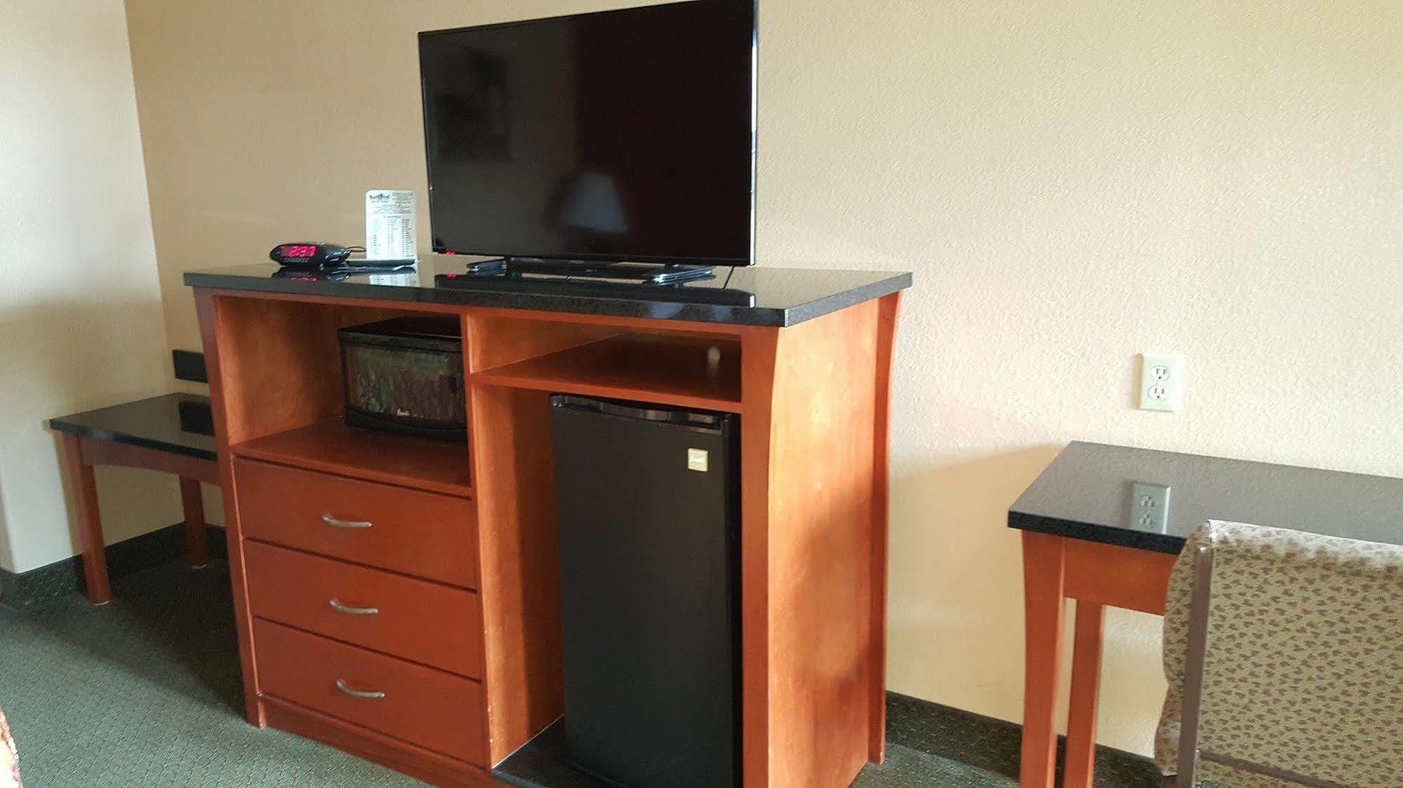 Budgetel Inn And Suites Hearne Extérieur photo