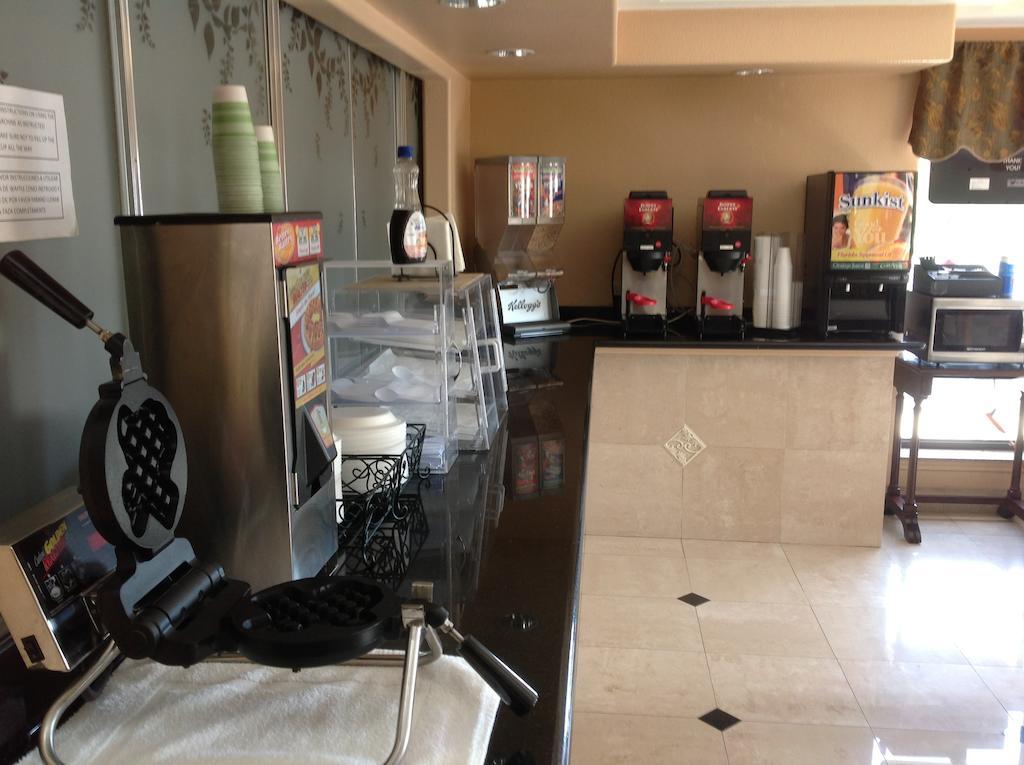 Budgetel Inn And Suites Hearne Extérieur photo